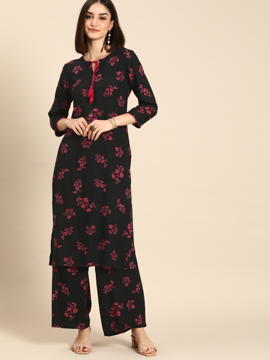 

all about you Women Black & Pink Floral Printed Regular Kurta with Palazzos