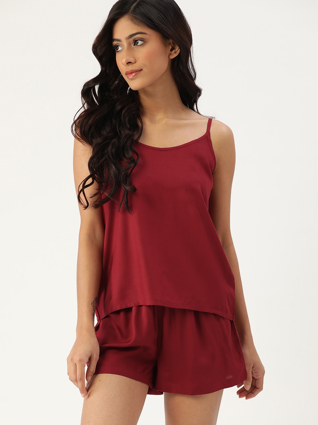 

ETC Women Maroon Solid Shorts Set