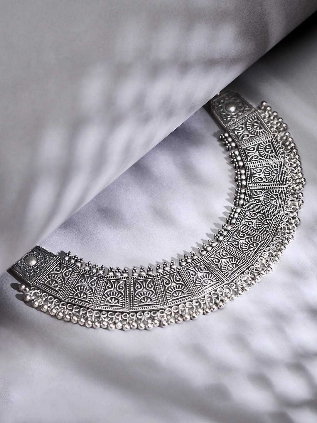

Rubans Oxidised Silver Plated Handcrafted Filigree Ghungroo Necklace