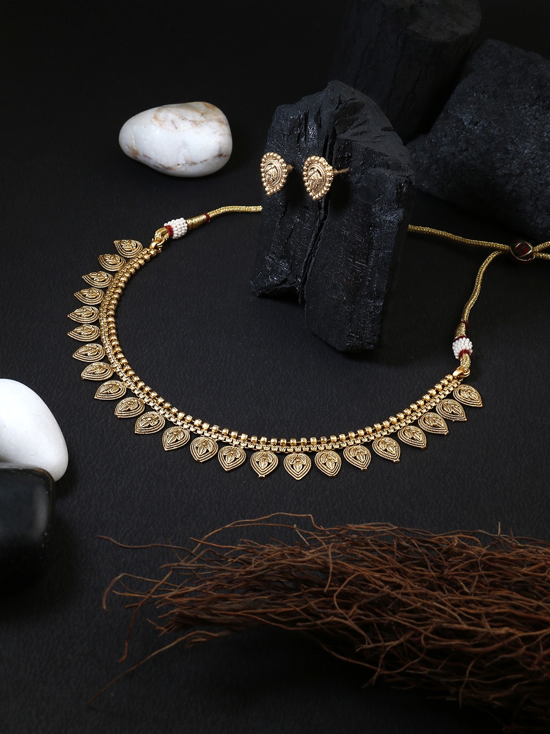 

Adwitiya Collection 24CT Gold-Plated Gold-Coloured Stranded Traditional Jewellery Set
