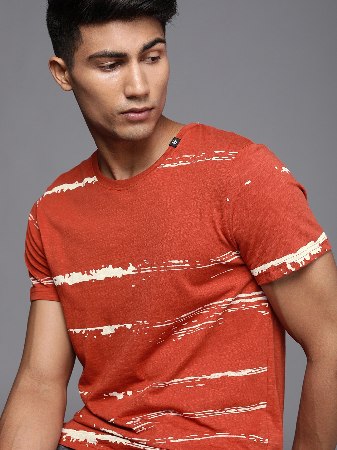 

WROGN Men Rust Orange Beige Striped Slim Fit Pure Cotton T-shirt