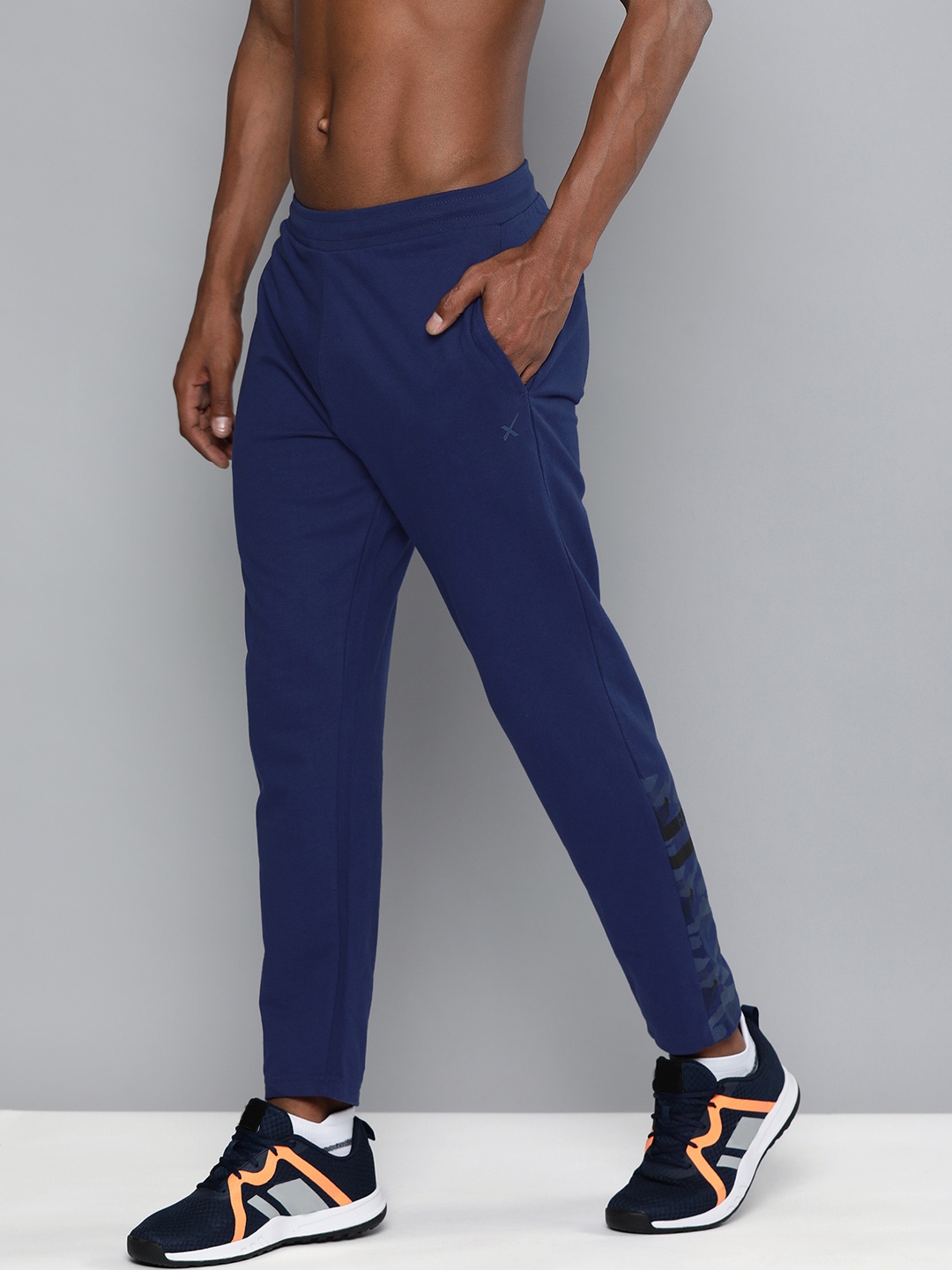 

HRX By Hrithik Roshan Men Navy Blue Solid Regular Fit Bio-Wash Lifestyle Track Pants