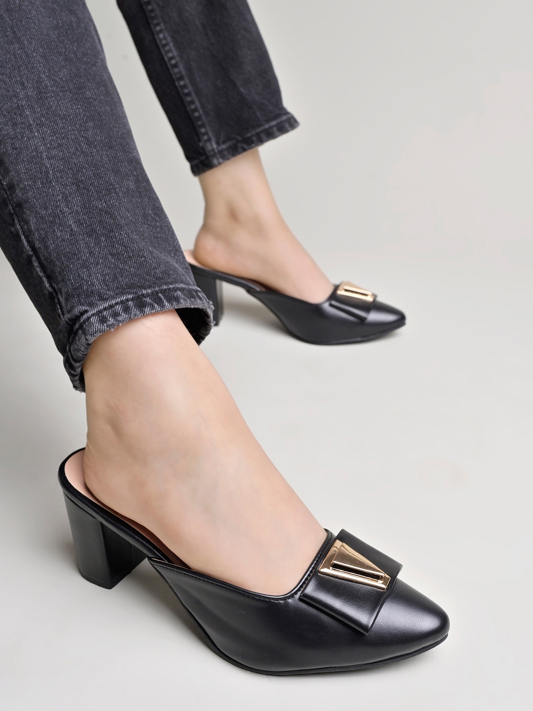 

Shoetopia Women Black Solid Block Mules