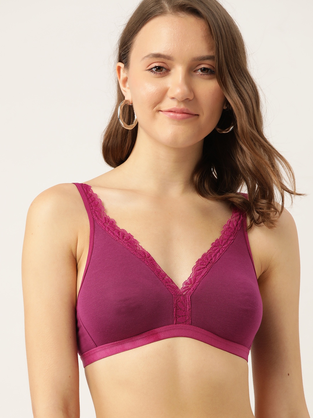

DressBerry Burgundy Solid Lace-Detail T-shirt Bra