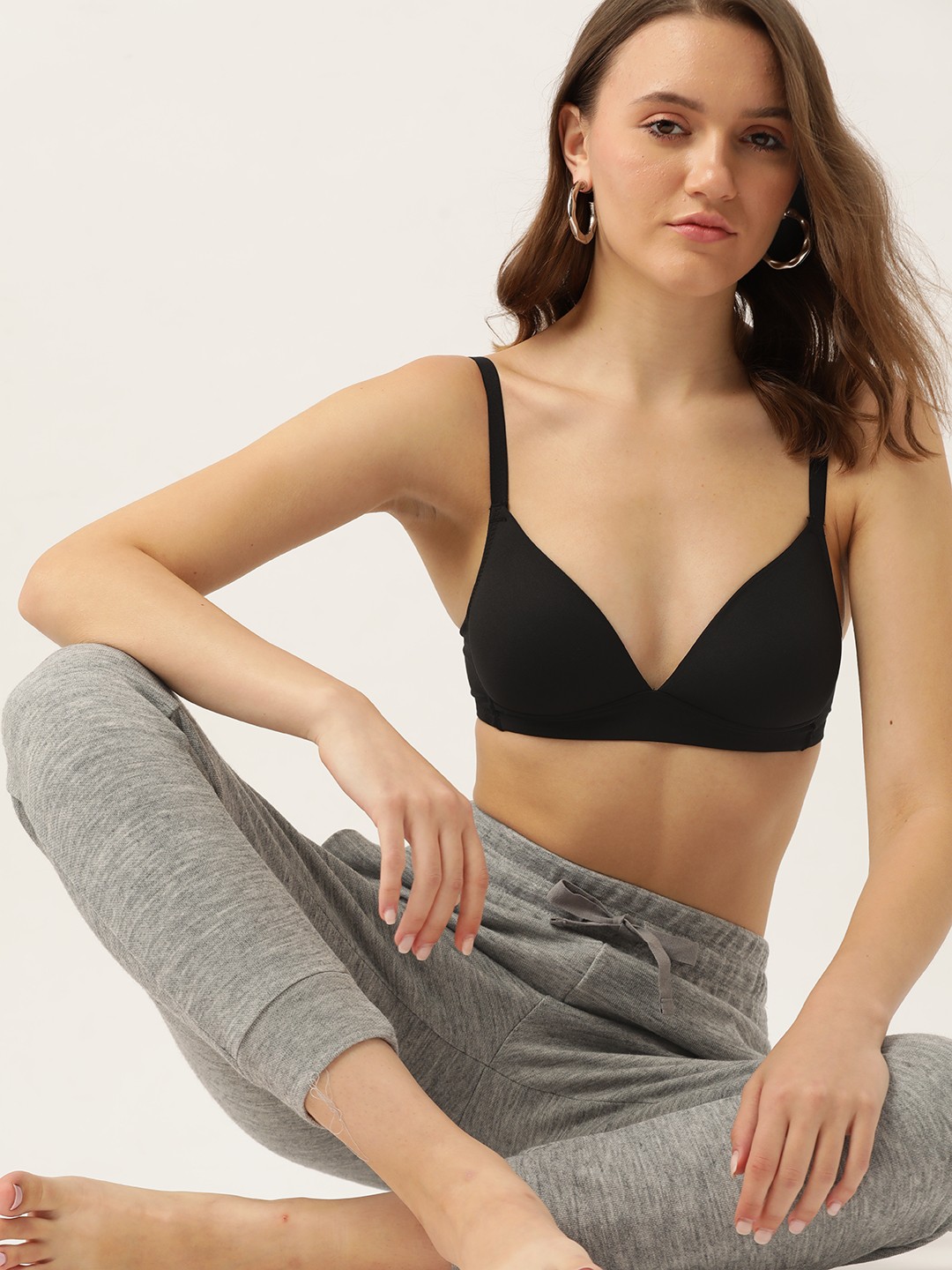 

DressBerry Black Solid T-shirt Bra - Lightly Padded