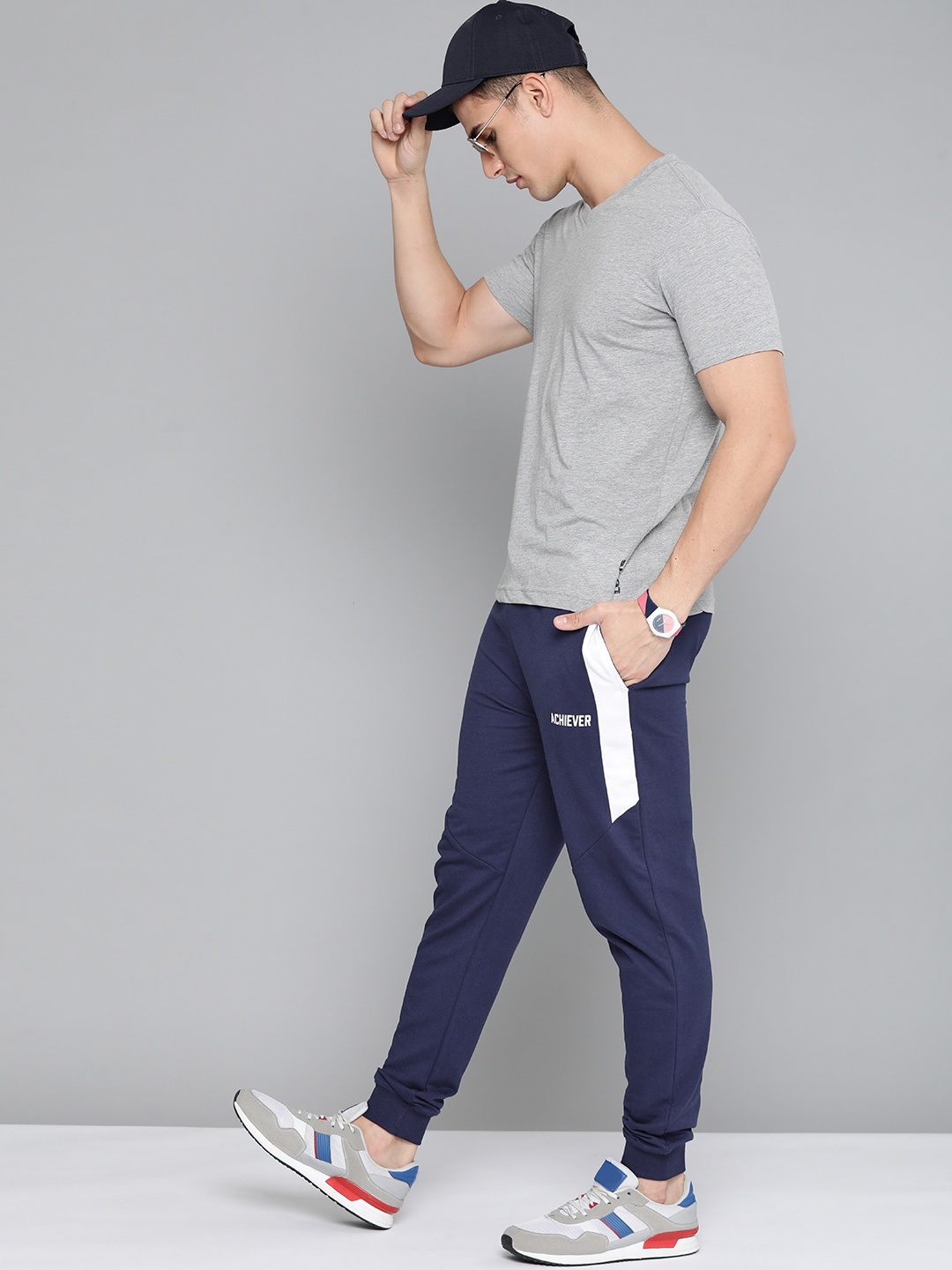 

Harvard Men Navy Blue Solid Track Pants