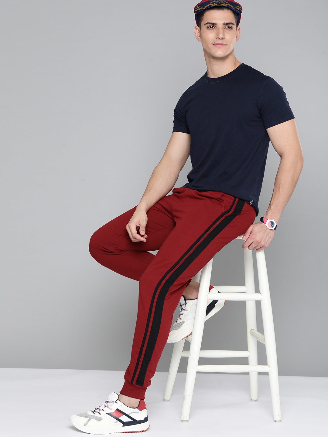 

Harvard Men Maroon Solid Joggers with Side Stripes