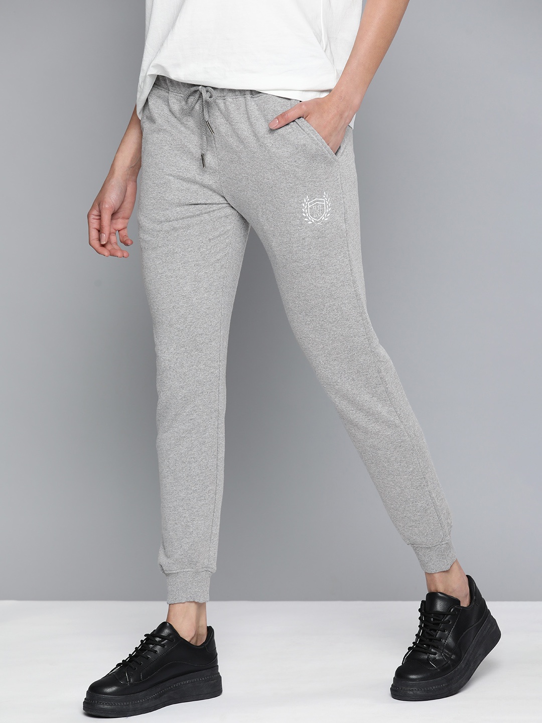 

Harvard Women Grey Melange Solid Mid-Rise Regular Fit Joggers