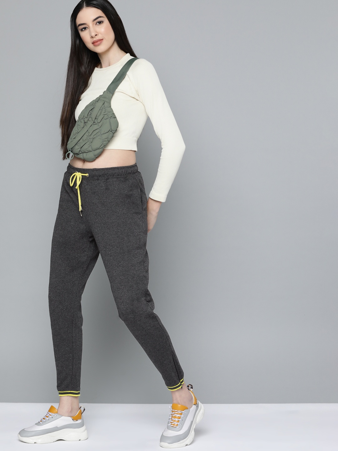 

Harvard Women Charcoal Grey Solid Cropped Joggers