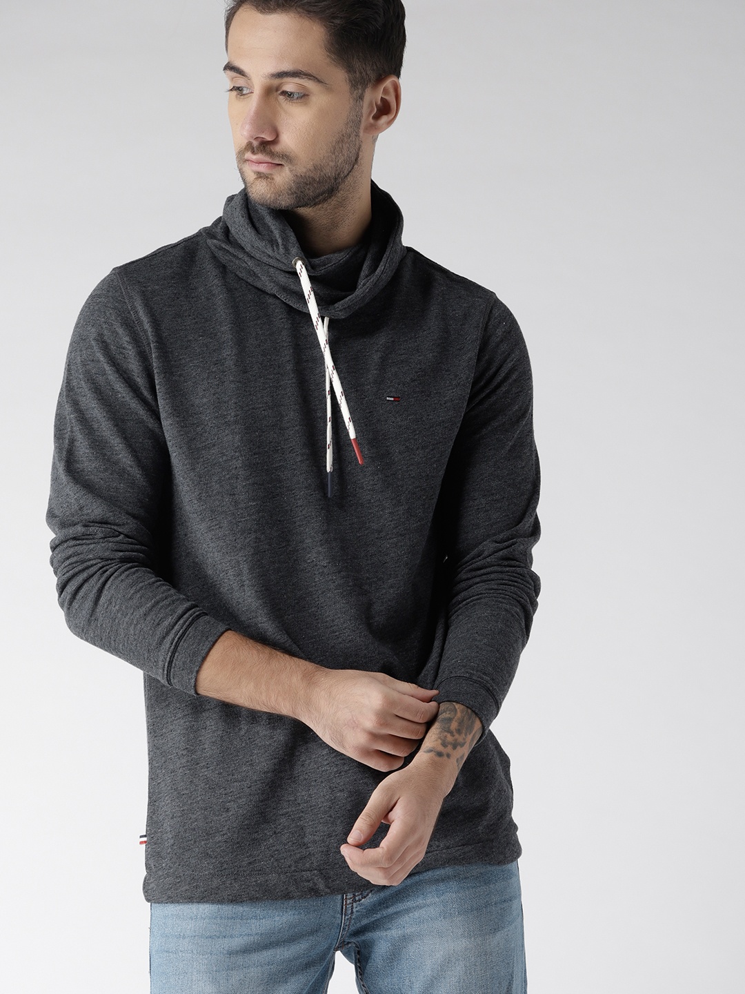 

Tommy Hilfiger Men Charcoal Grey Solid Sweatshirt