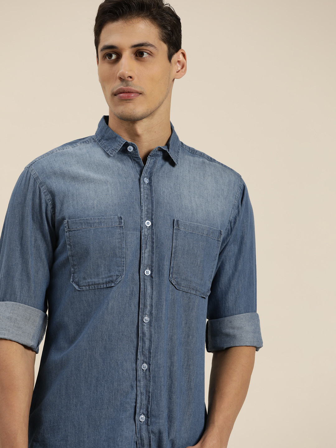 

ether Men Blue Cotton Faded Chambray Casual Shirt