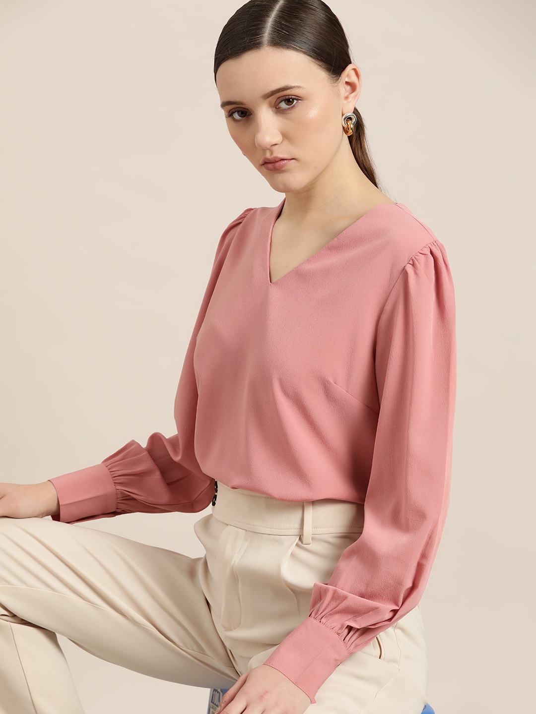 

her by invictus Pink Solid Puff Sleeves Regular Top