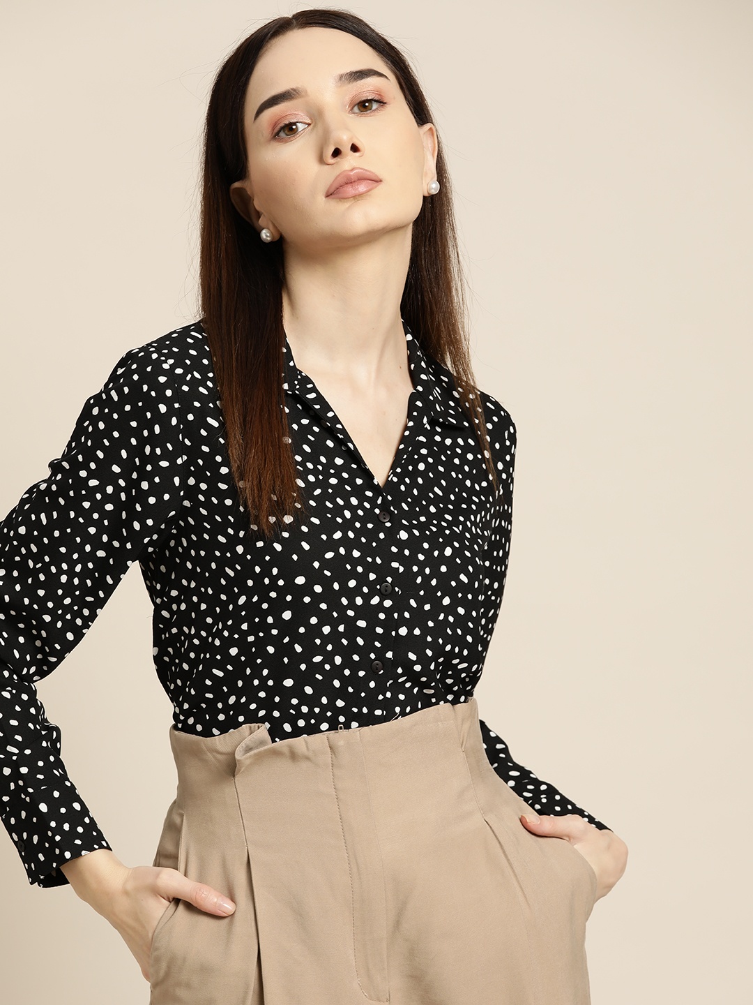 

her by invictus Women Black & White Printed Smart Casual Shirt