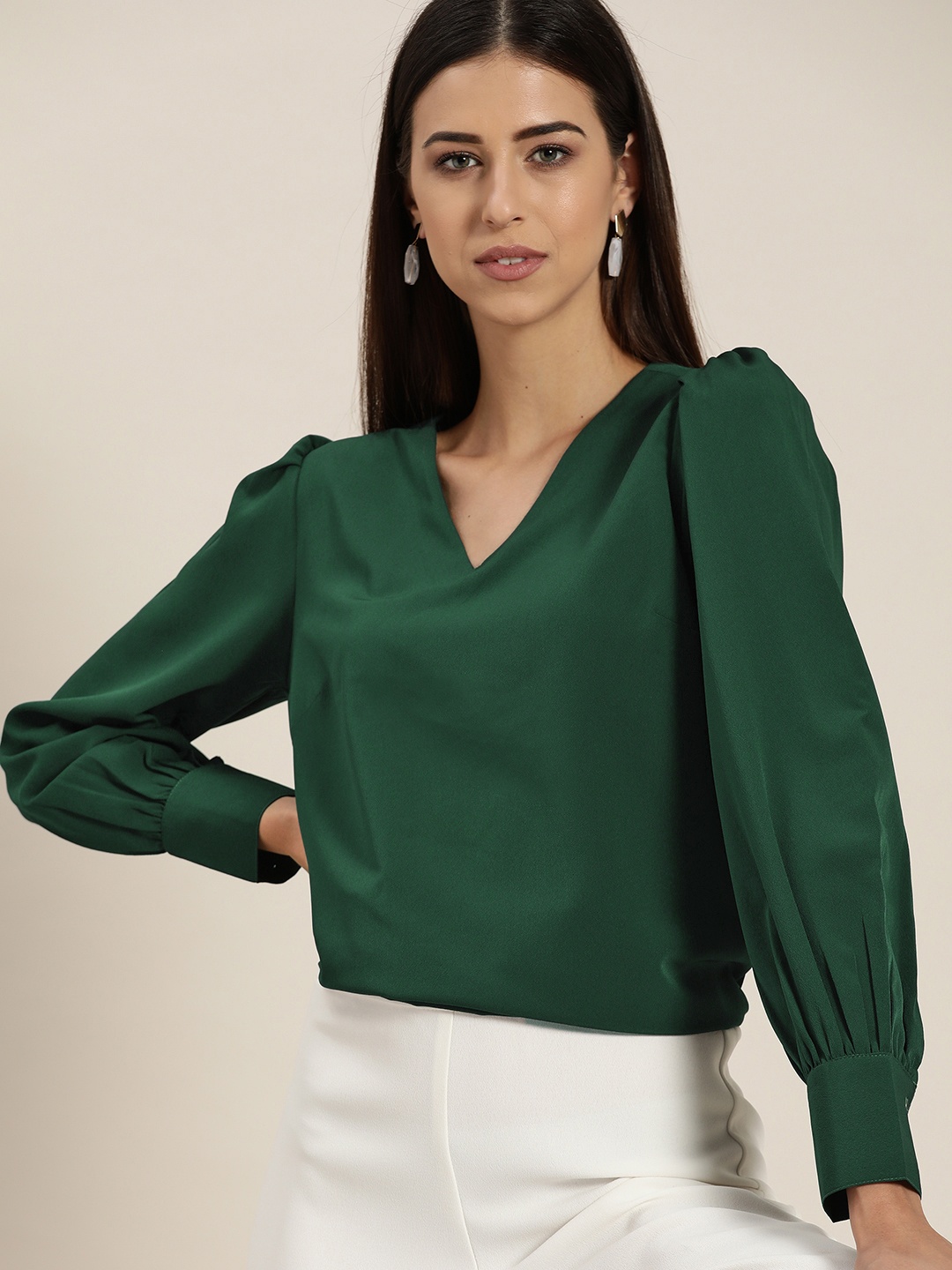 

her by invictus Green Solid Regular Top