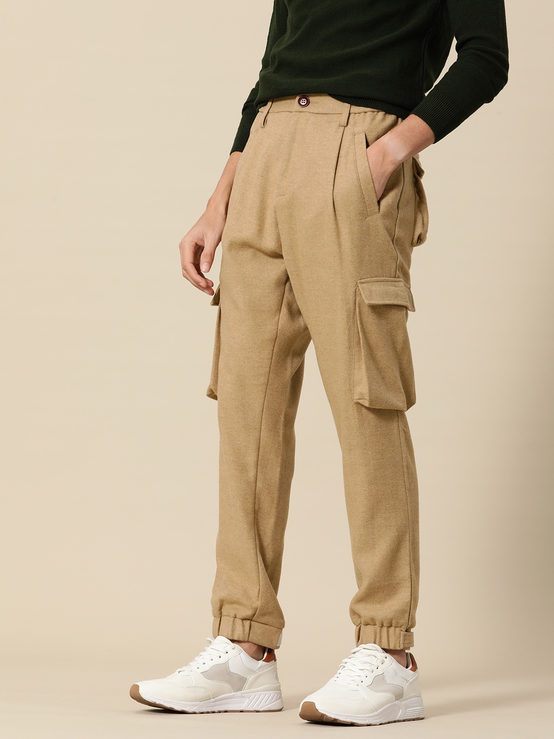 

Mr Bowerbird Men Camel Brown Liberal Fit Solid Pleated Cargos
