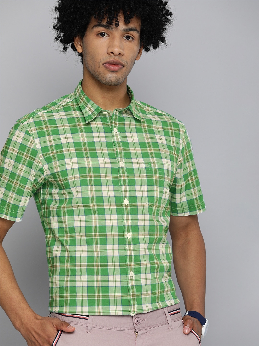 

Indian Terrain Men Green & White Slim Fit Checked Smart Casual Shirt