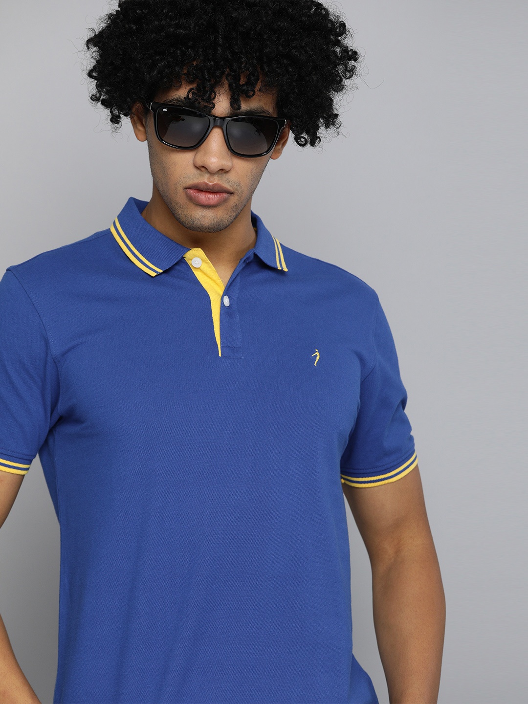 

Indian Terrain Men Blue Polo Collar T-shirt