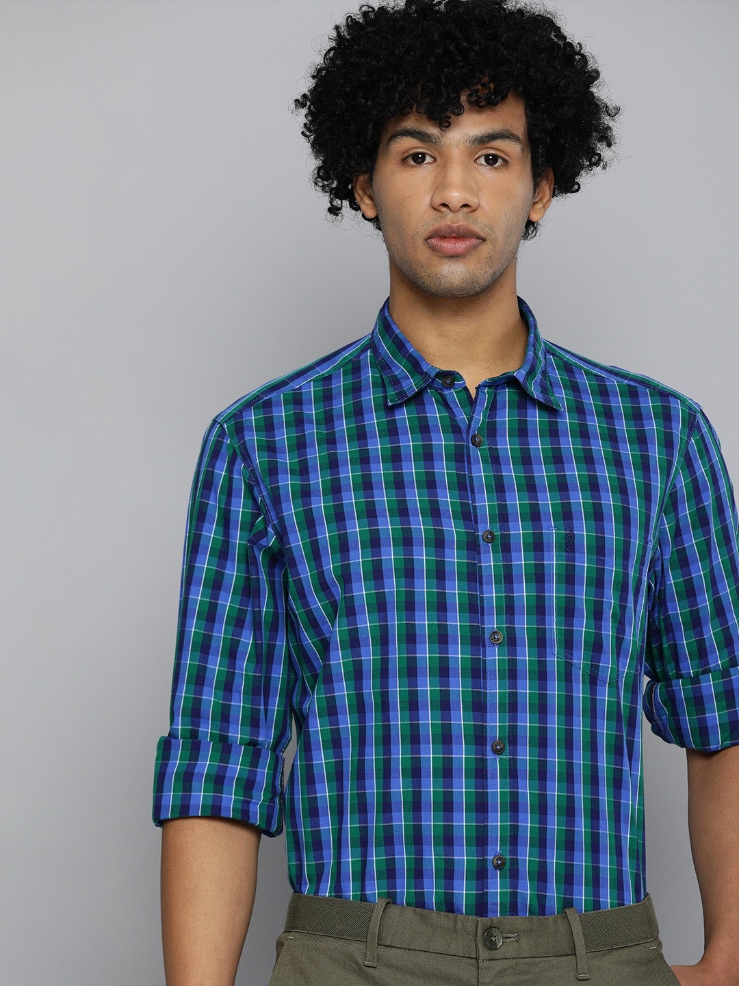 

Indian Terrain Men Blue & Green Slim Fit Checked Smart Casual Shirt