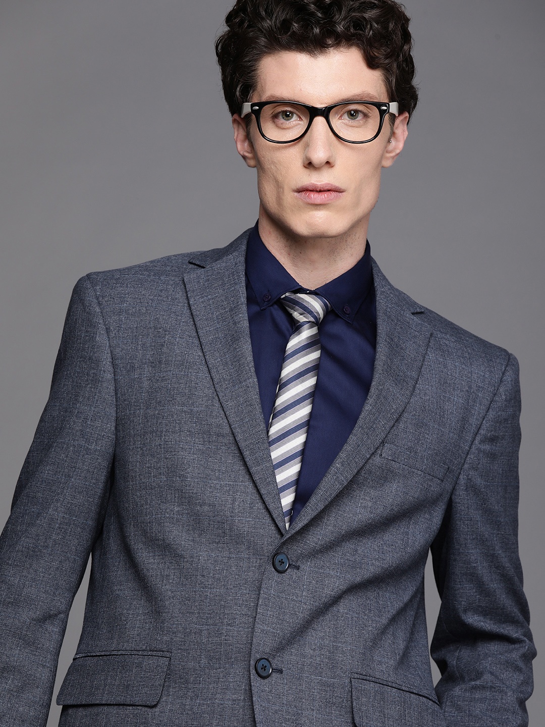 

Theme Men Blue Single-Breasted Formal Blazer