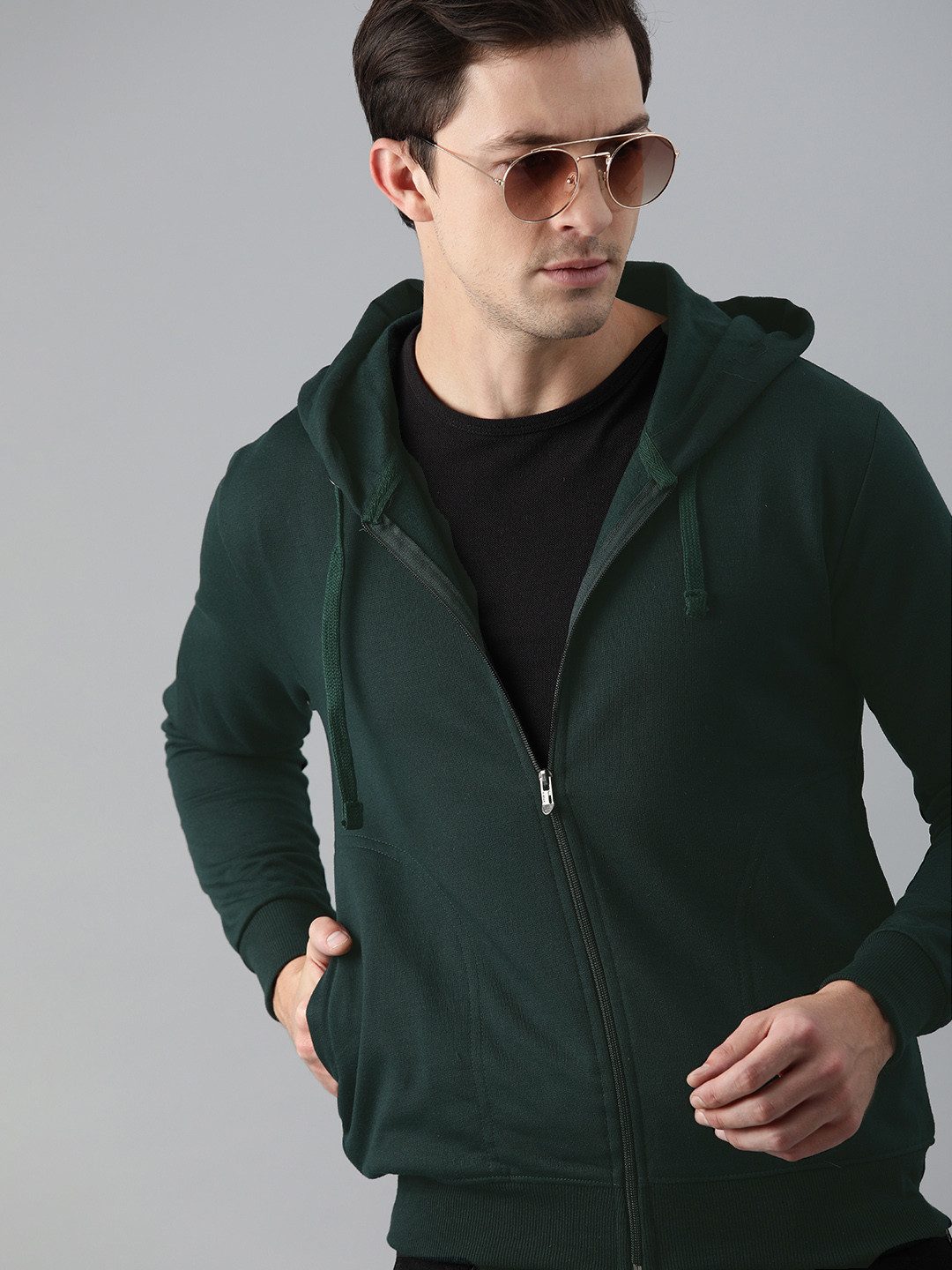 

ADBUCKS Men Green Cotton Hooded Sweatshirt