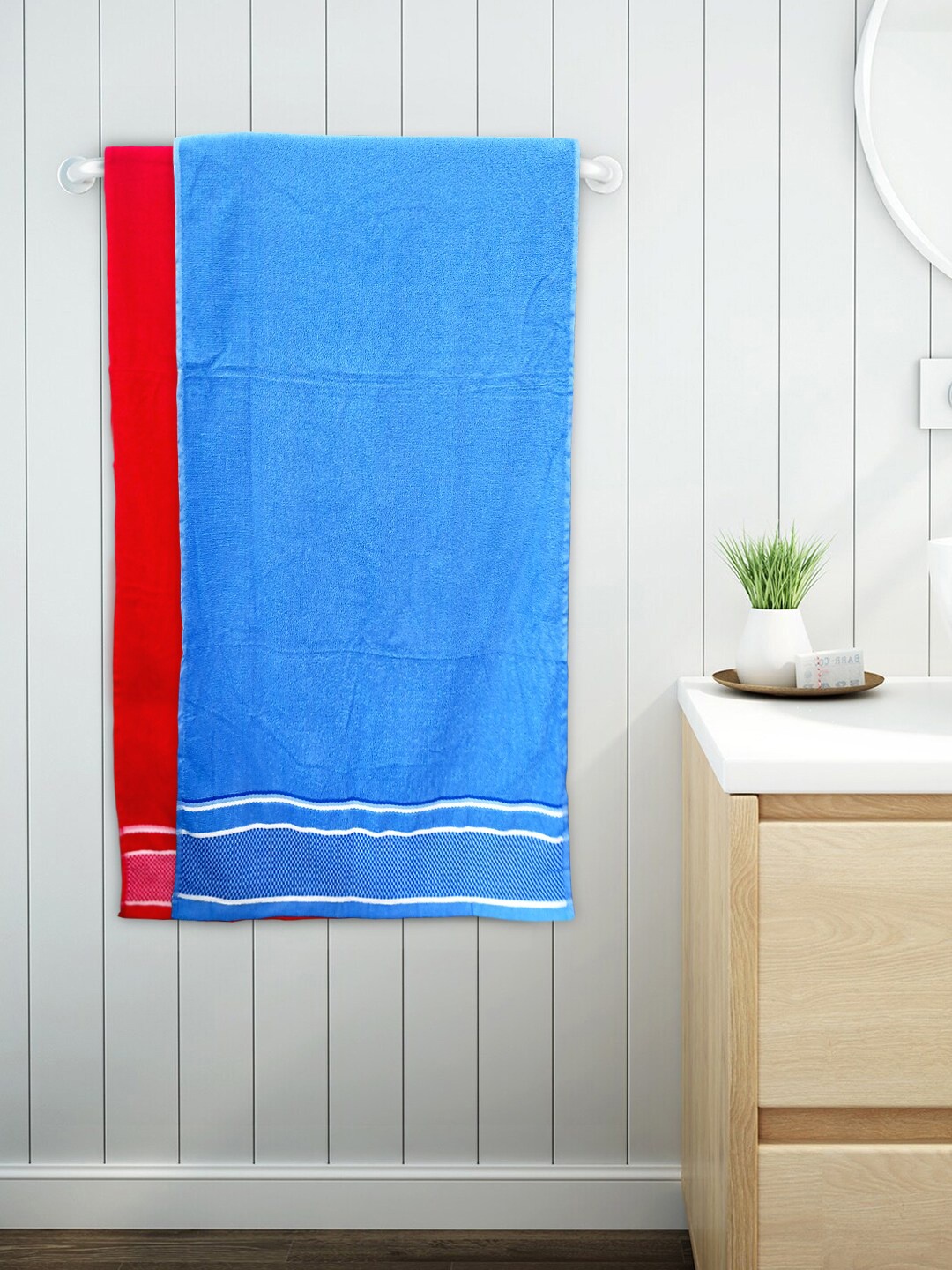 

Kuber Industries Set Of 2 Blue & Red Printed 400GSM Cotton Bath Towels