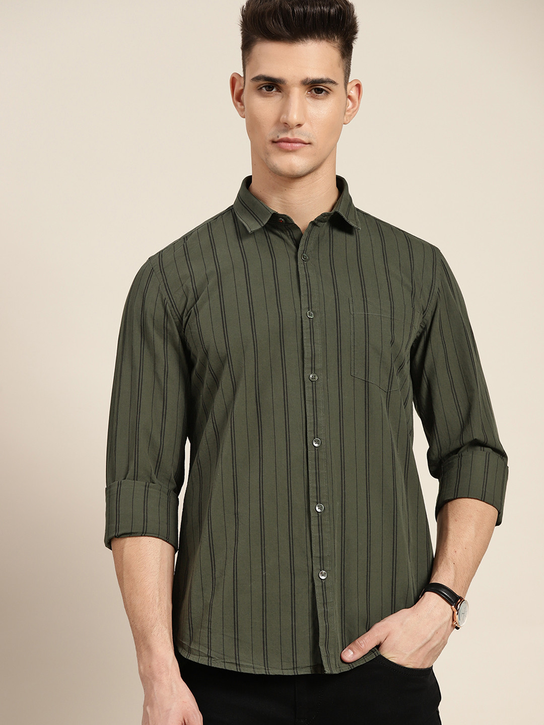 

INVICTUS Men Olive Green & Black Pure Cotton Slim Fit Striped Casual Shirt