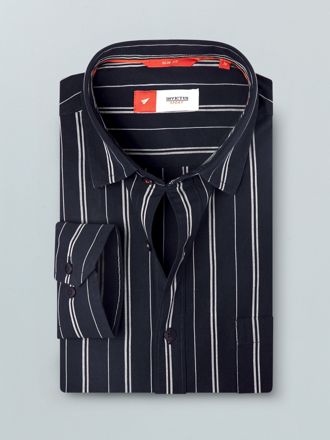 

INVICTUS Men Navy Blue & White Striped Slim Fit Casual Cotton Shirt