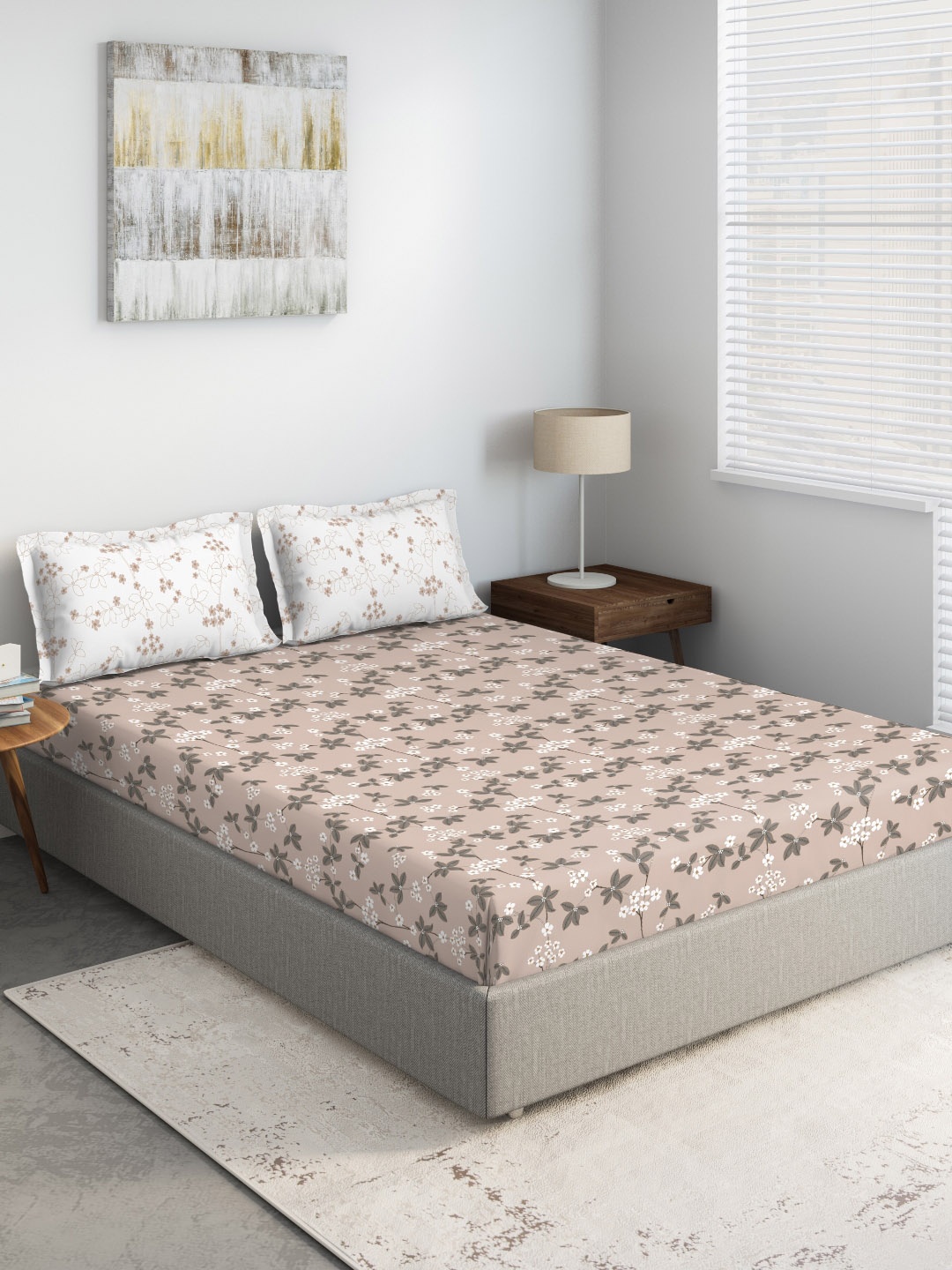 

DDecor Brown & White Floral 144 TC Queen Bedsheet with 2 Pillow Covers