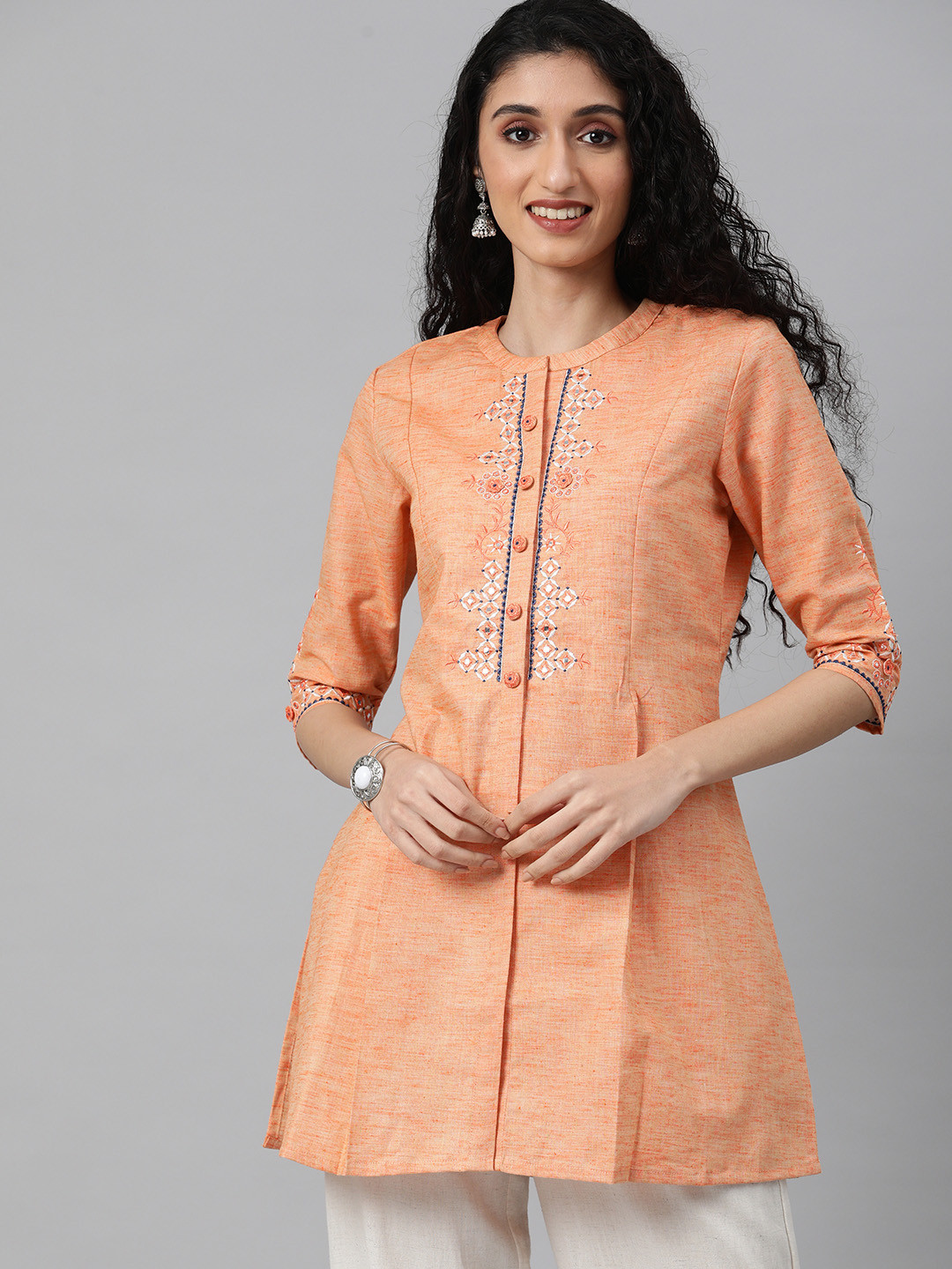 

ETIQUETTE Women Orange & Navy Blue Embroidered Kurta
