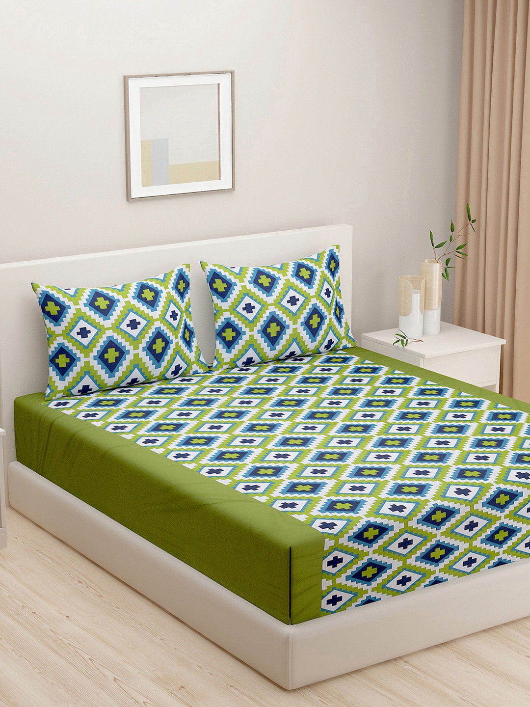 

SWAYAM Green Geometric Print Shades Of Paradise 200 TC Cotton King Bedsheet Set