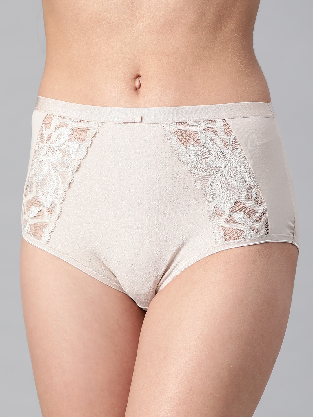 

Marks & Spencer Women Nude Lacy Briefs