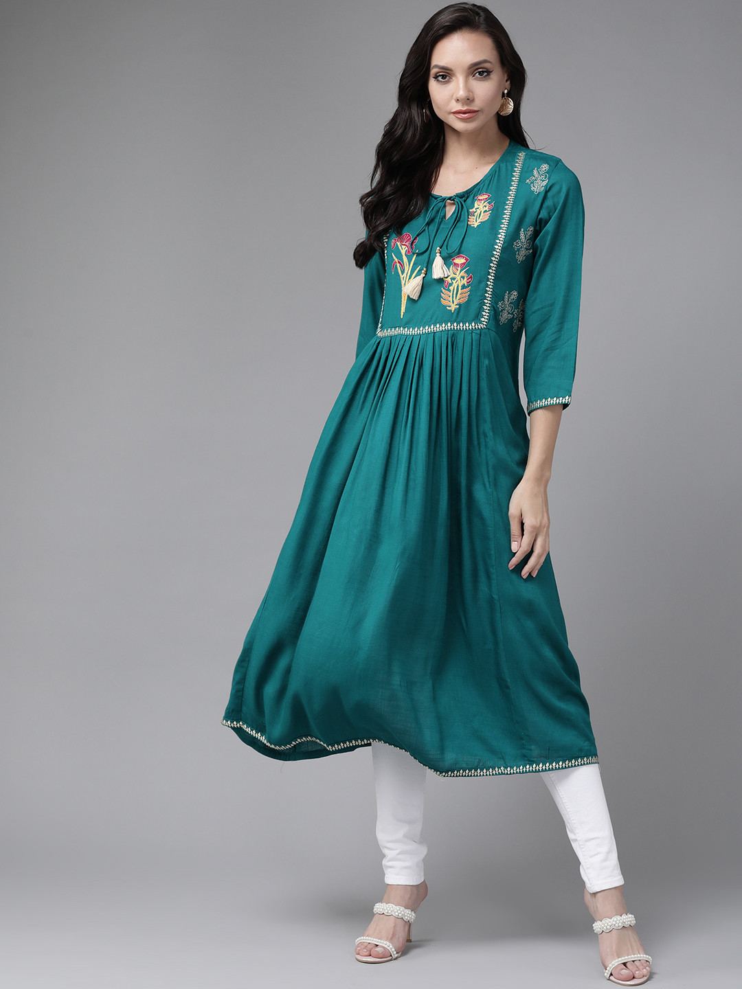 

Rain & Rainbow Women Green & Golden Ethnic Motifs Yoke Design Thread Work Kurta