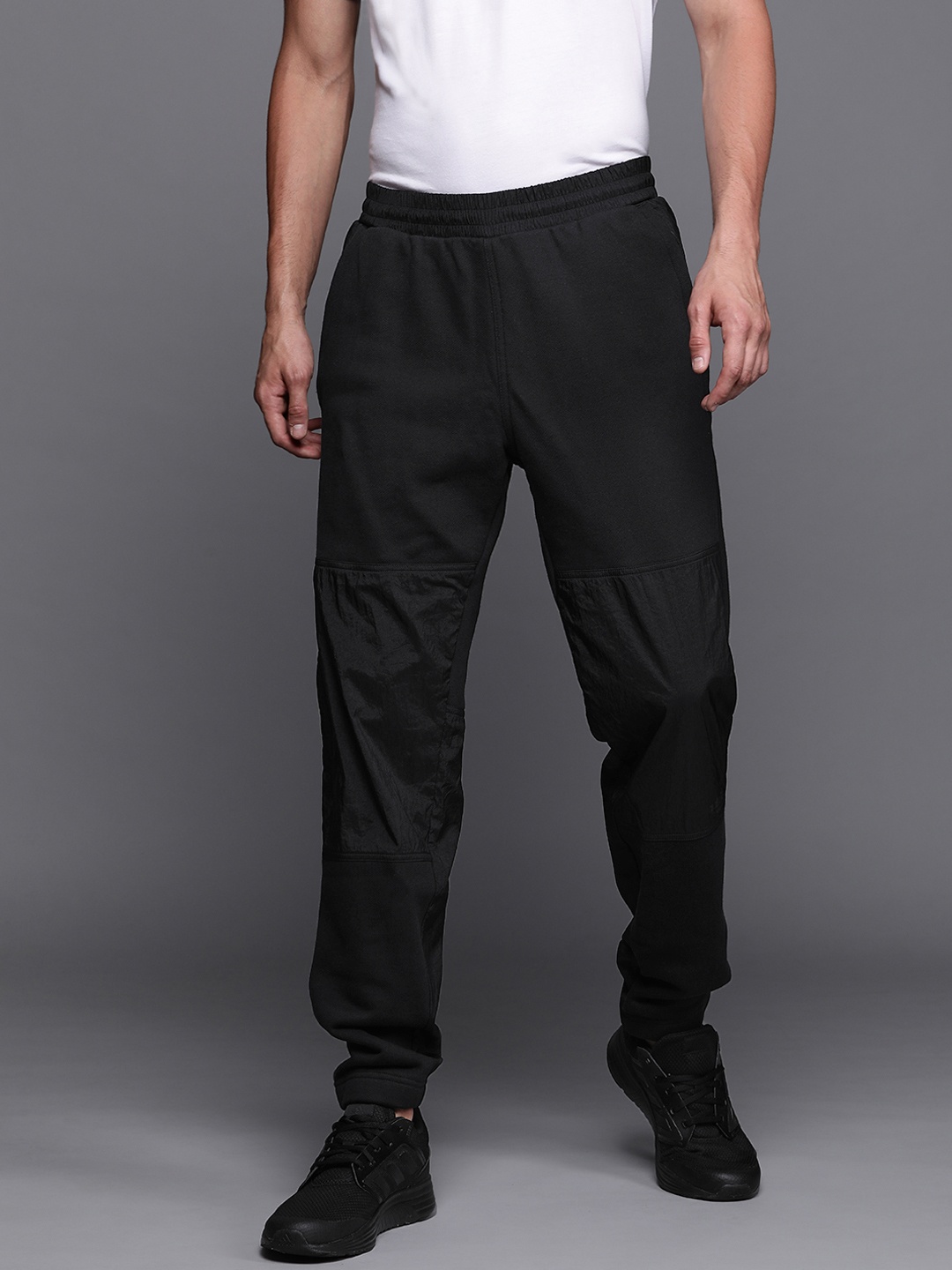 

ADIDAS Originals Men Black Pure Cotton Solid Adventure Futura Blocked Sweat Sustainable Joggers