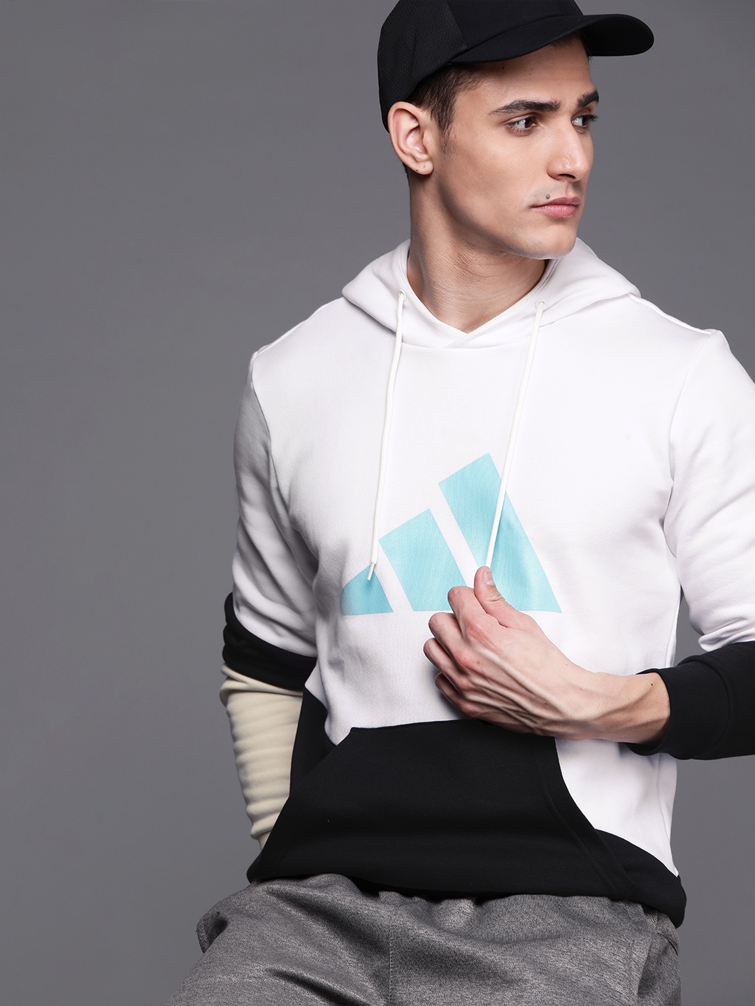 

ADIDAS Men White & Black Colourblocked FI CB OH Hooded Training Sweatshirt