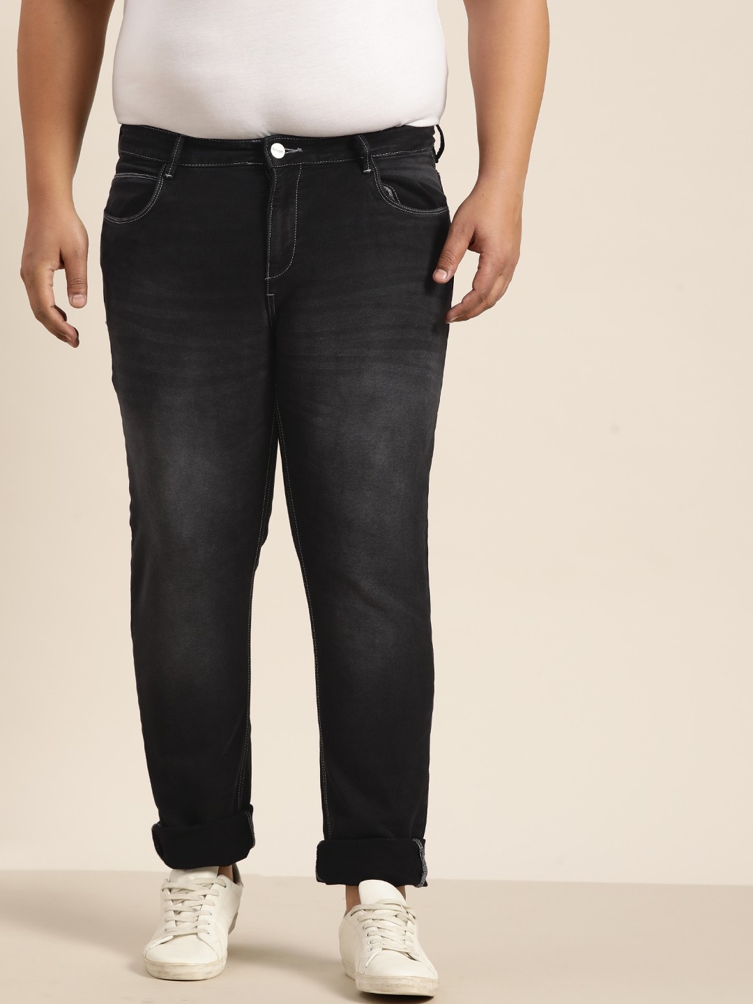 

Sztori Plus Size Men Black Slim Tapered Fit Light Fade Stretchable Jeans