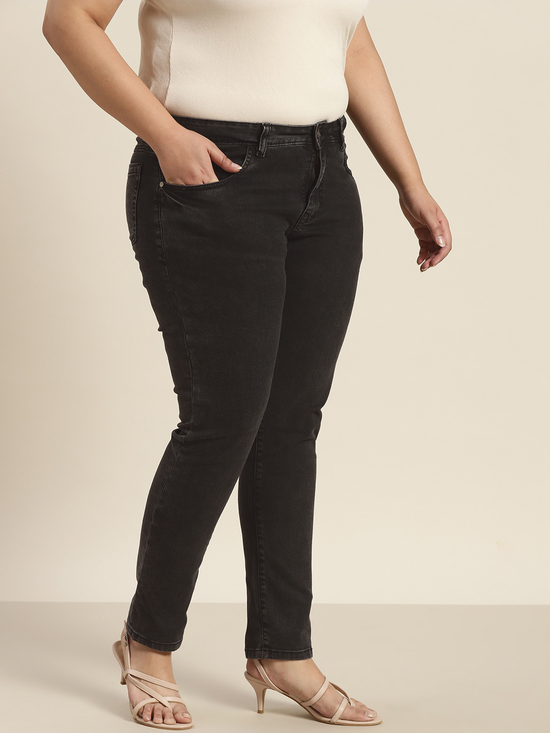 

Sztori Women Plus Size Charcoal Grey Skinny Fit Light Fade Jeans