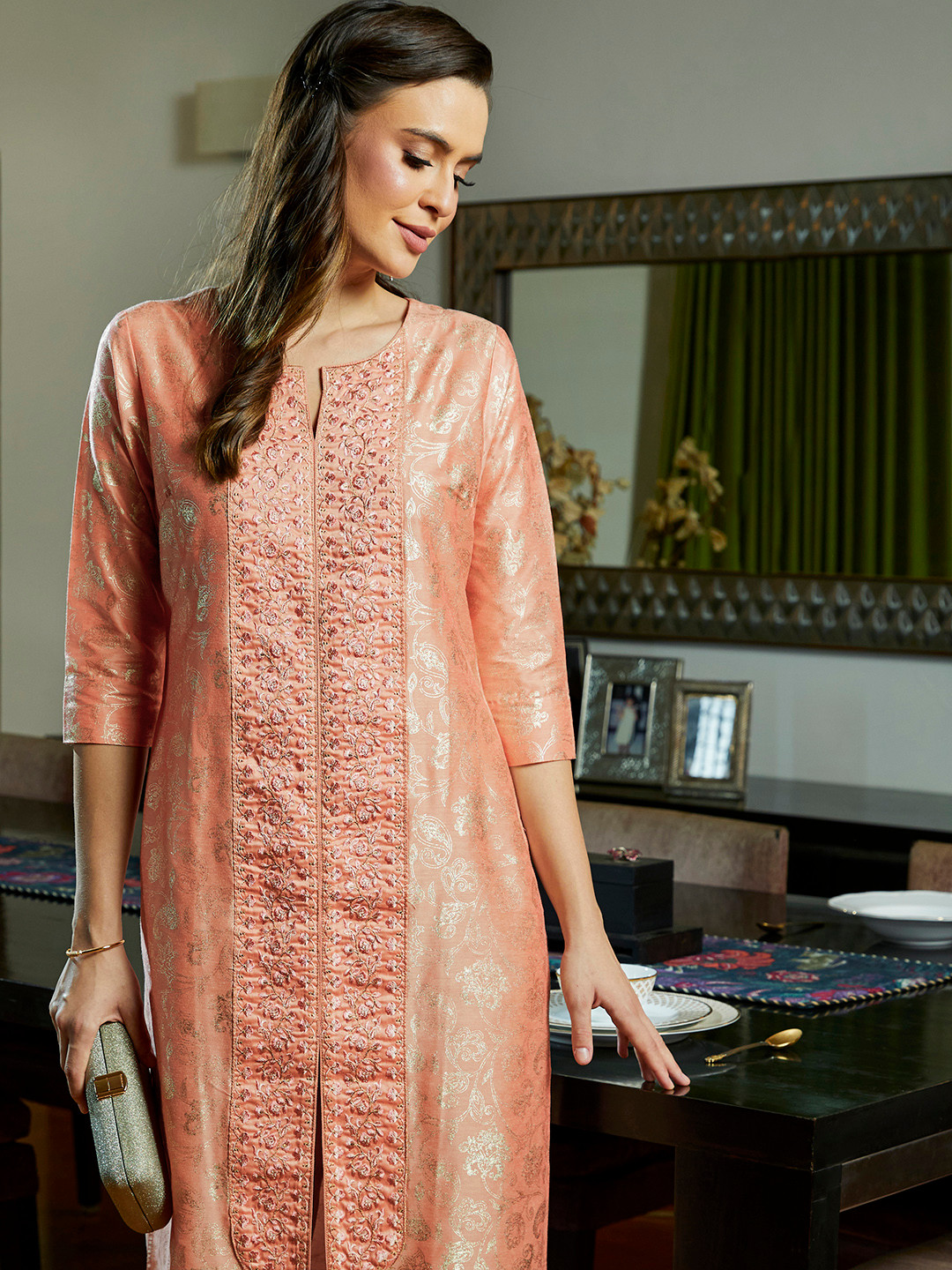 

House of Pataudi Women Peach-Coloured & Gold-Toned Floral Embroidered Rozana Kurta