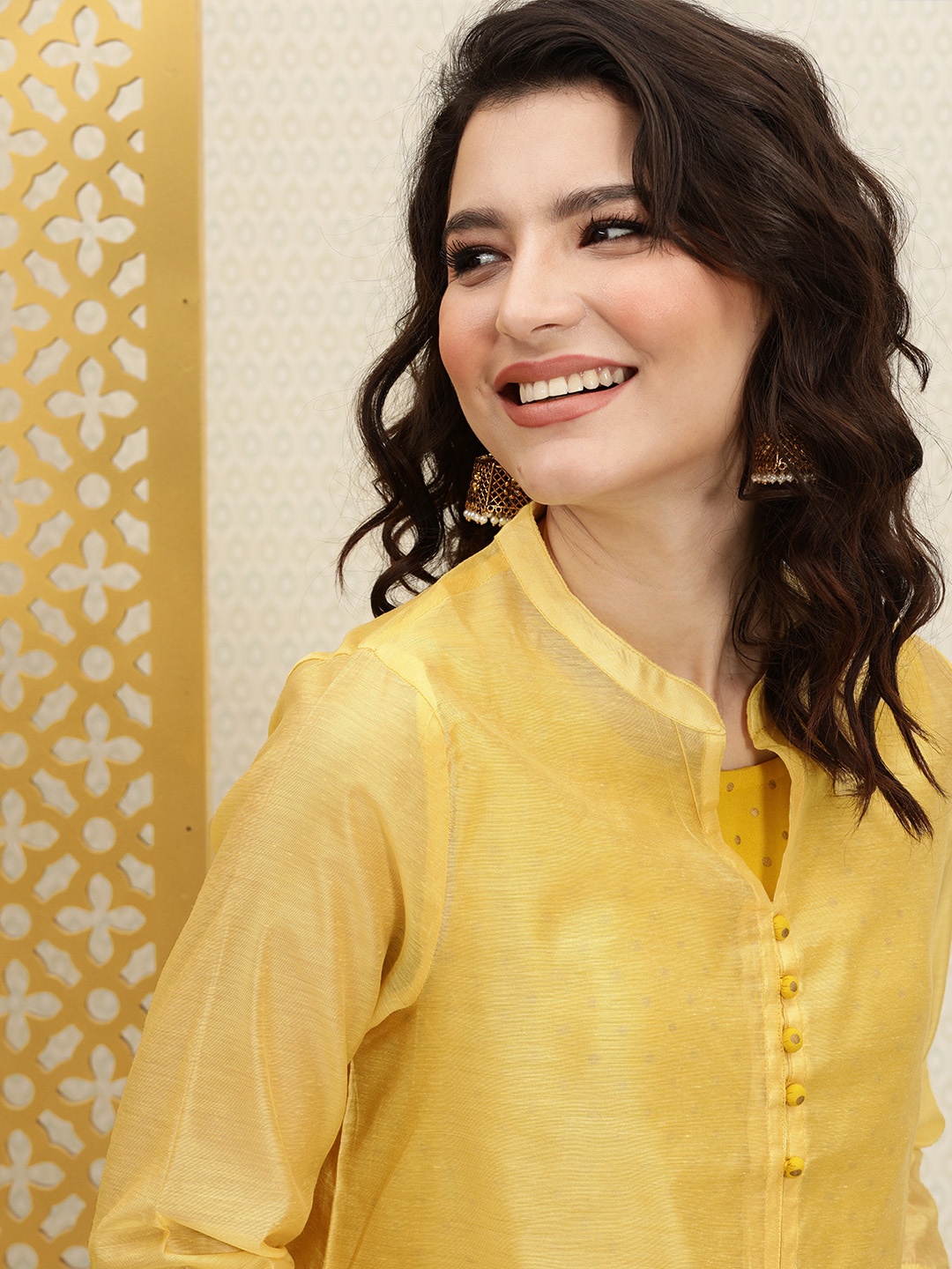 

House of Pataudi Women Yellow Solid Jashn Layered Kurta