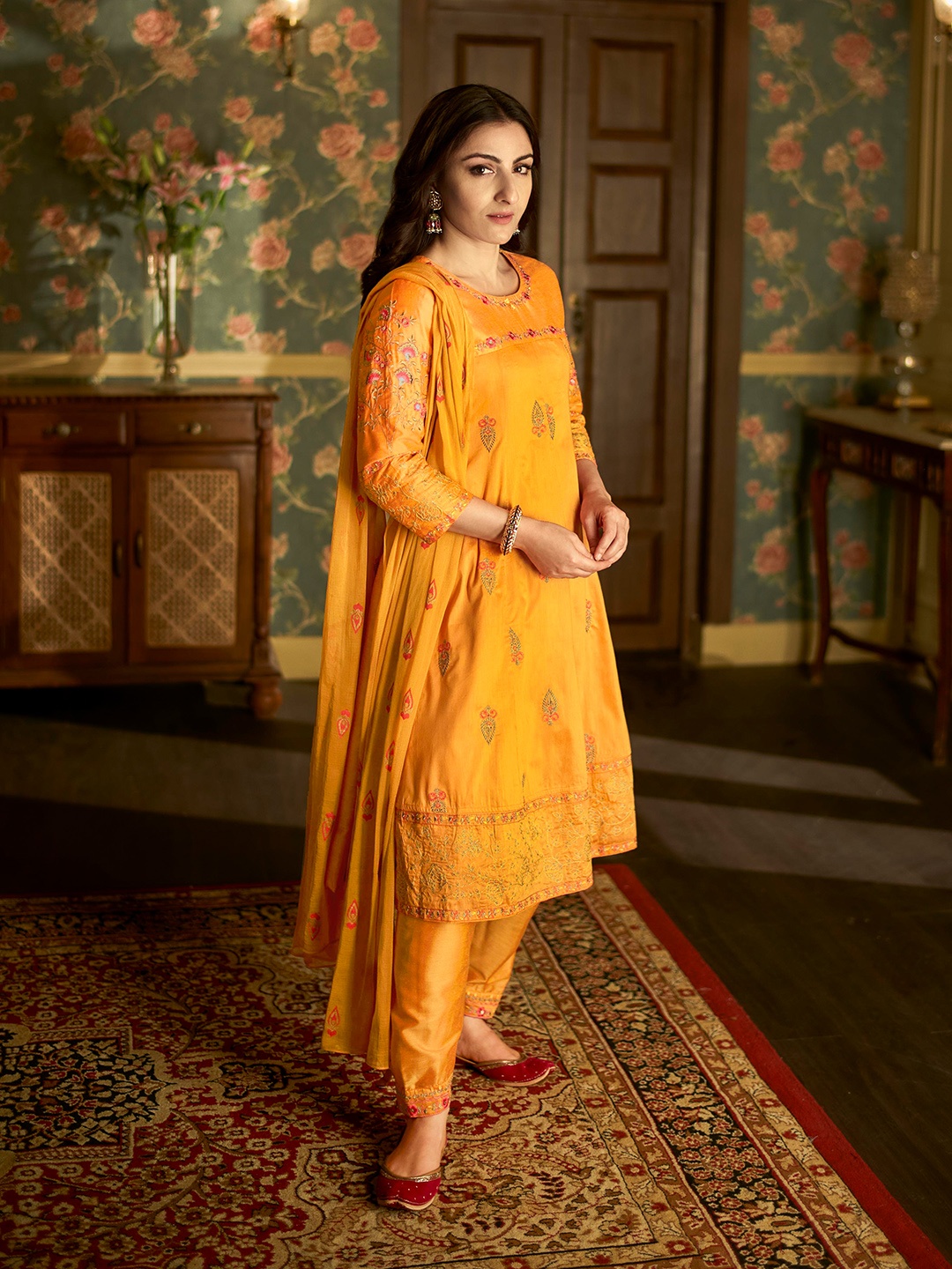 

House of Pataudi Women Mustard Yellow Embroidered Jashn Kurta with Dhoti Pants & Dupatta