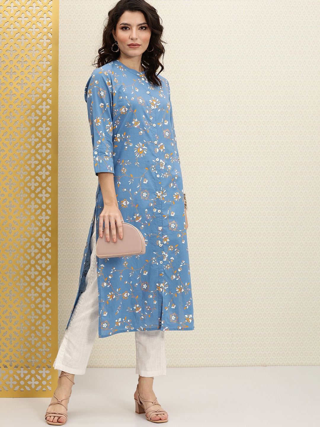 

House of Pataudi Women Blue Floral Printed Rozana Kurta