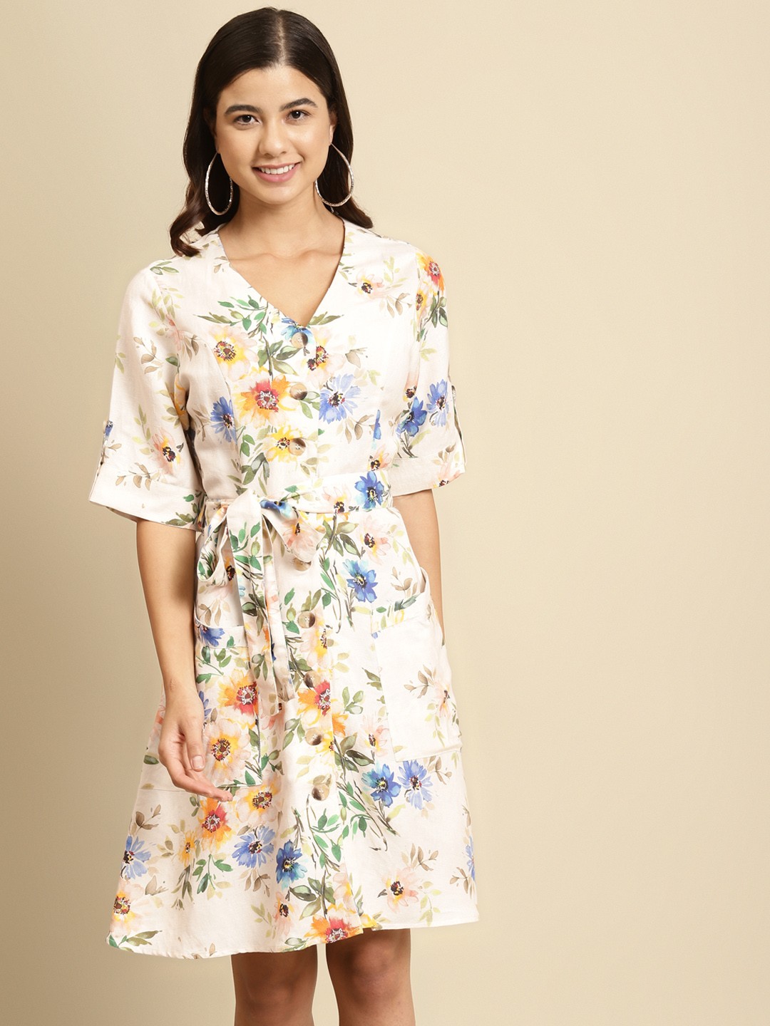 

COVER STORY White & Blue Floral Print A-Line Dress with Belt