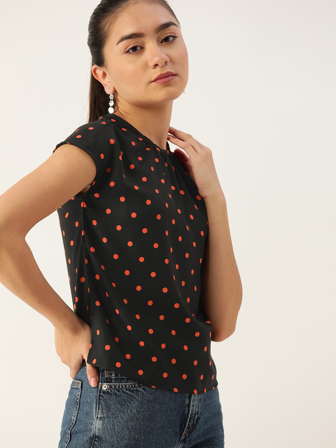 

DressBerry Black & Orange Extended Sleeves Regular Top
