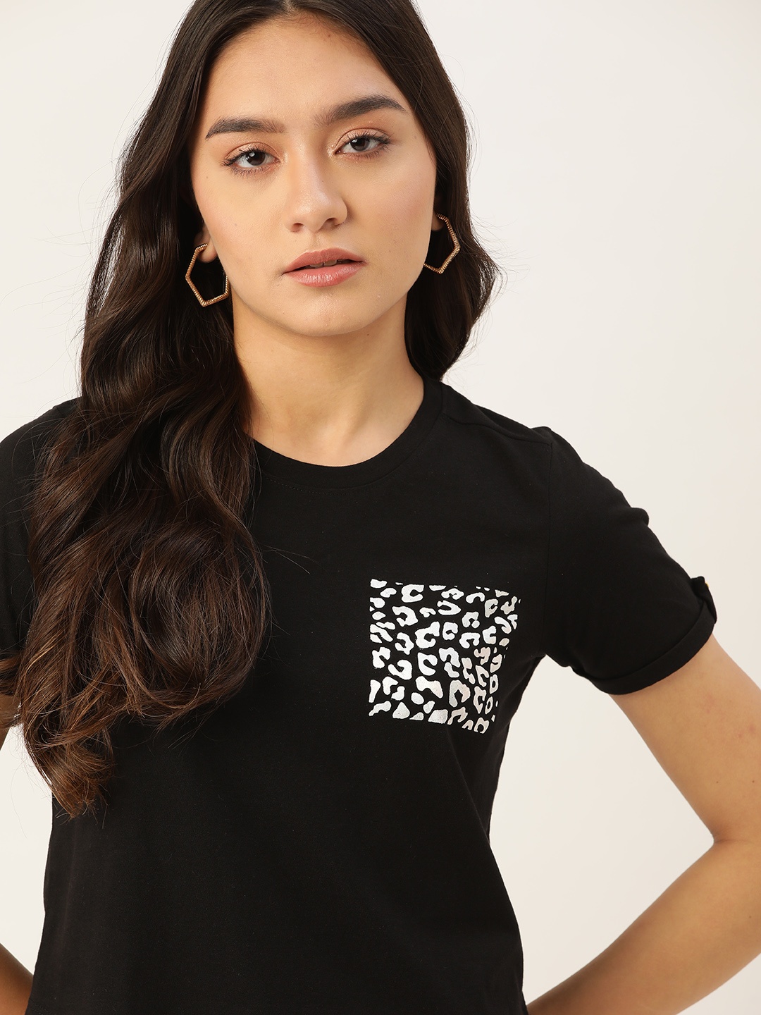 

DressBerry Women Black Abstract Printed Roll-Up Sleeves Sustainable & Recycled T-shirt