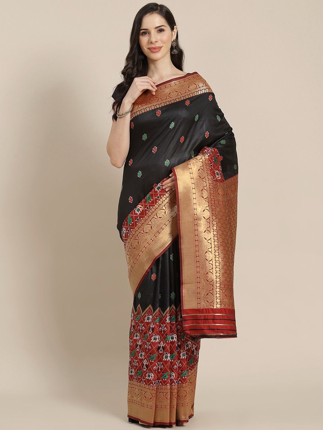 

Mitera Black & Golden Ethnic Motifs Woven Design Kanjeevaram Saree