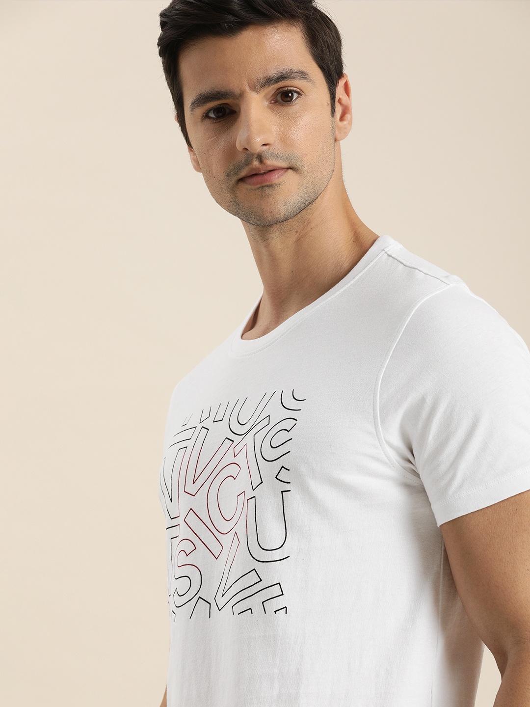 

Invictus Indoor Men White Typography Printed Pure Cotton T-shirt
