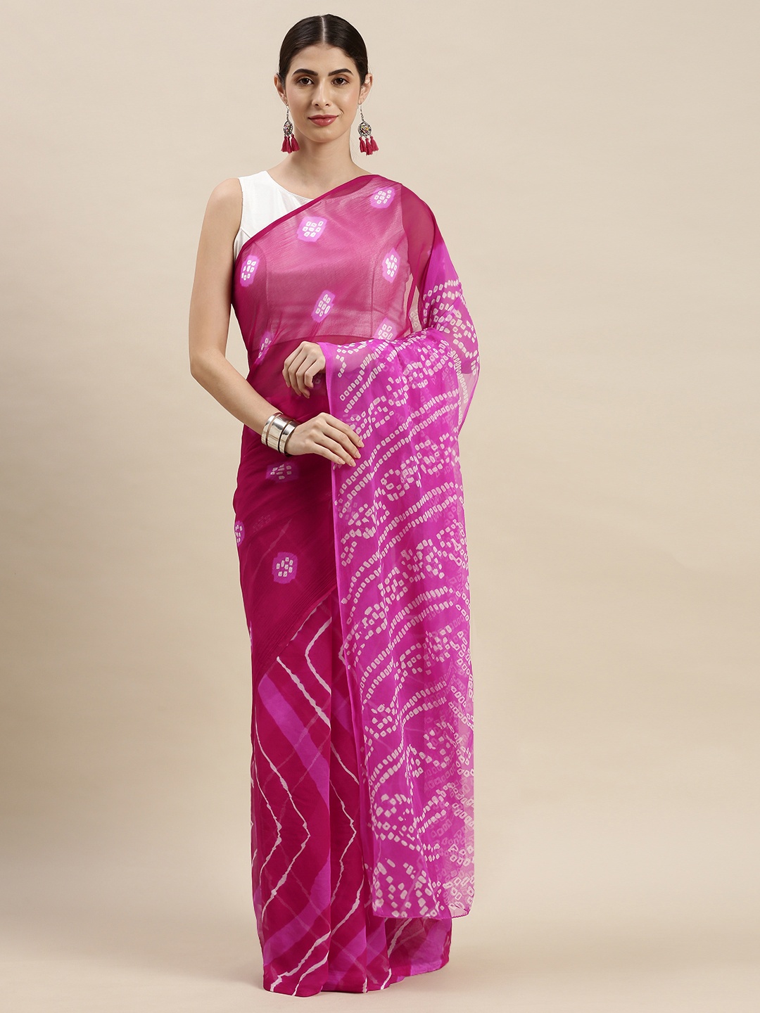 

Geroo Jaipur Pink & White Bandhani Saree