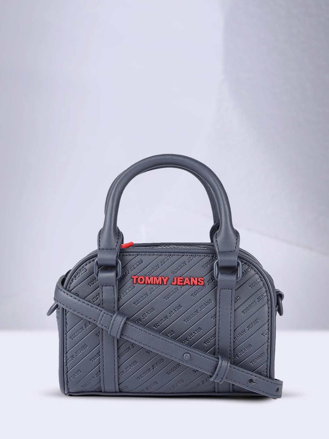 

Tommy Hilfiger Navy Blue EMBOSS Structured Handheld Bag