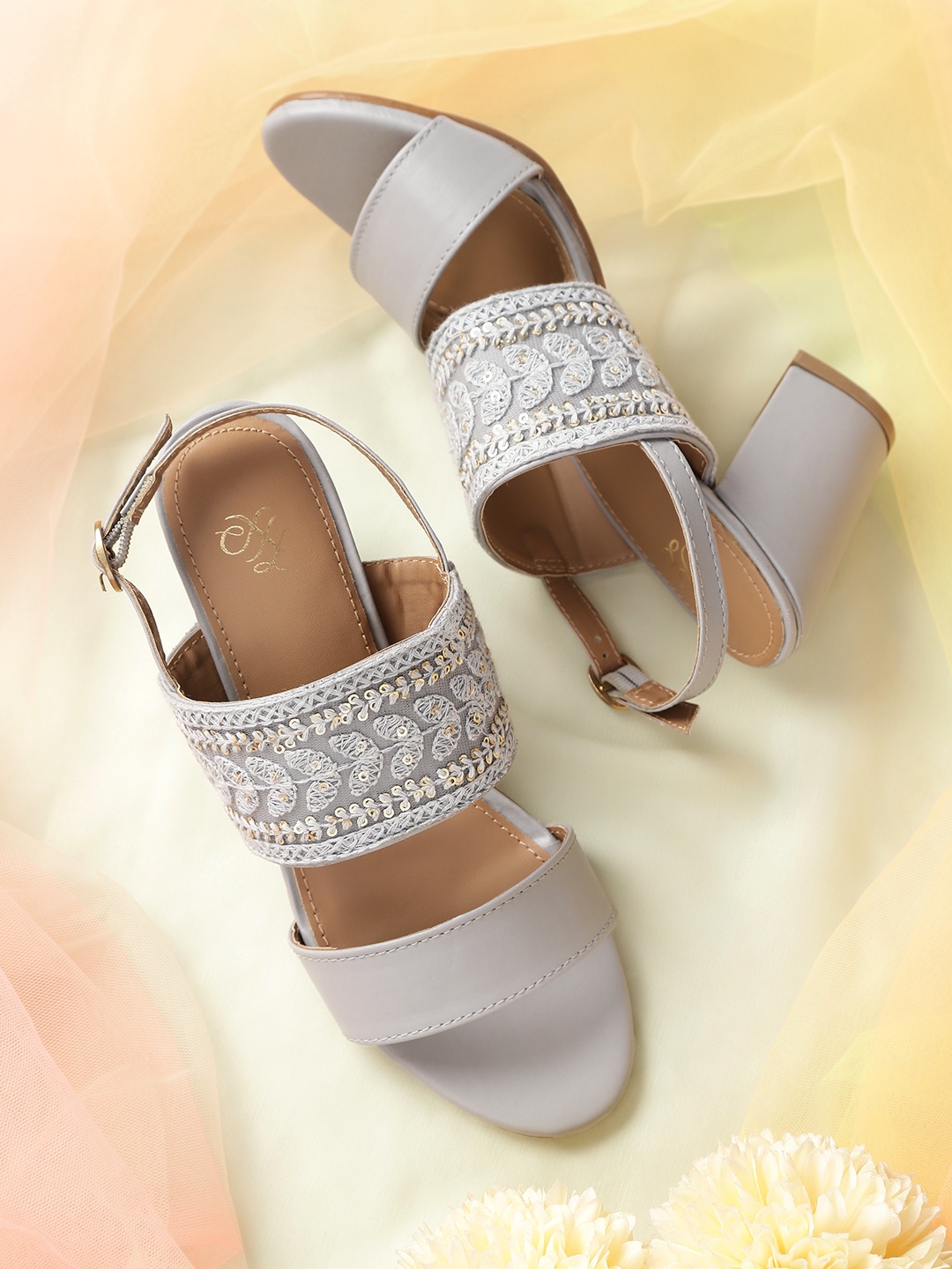 

House of Pataudi Women Grey Embroidered Block Heels