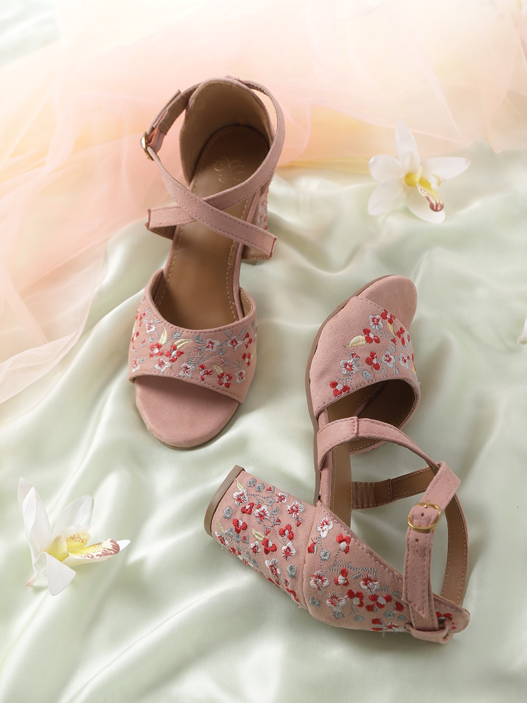 

House of Pataudi Peach-Coloured & Red Block Sandals