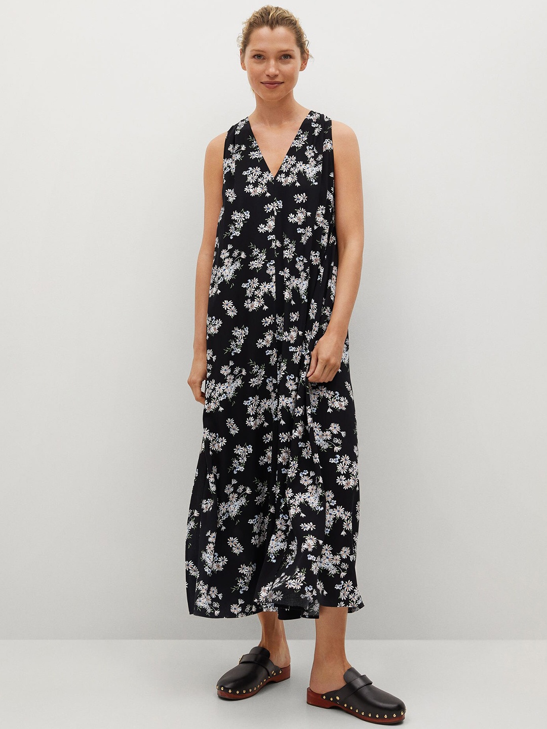 

MANGO Women Black & White Floral A-Line Maxi Dress